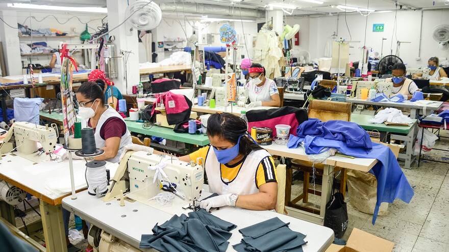El Gobierno volvió permanente arancel del 40 % importaciones de ropa