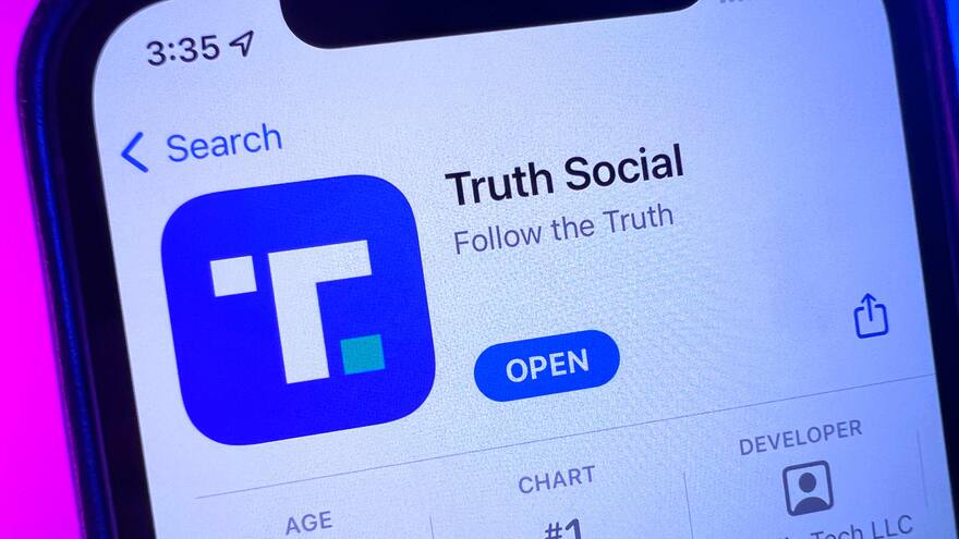 La red social de Donald Trump, Truth Social, ya se puede descargar en la tienda de Google