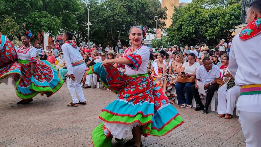 Sucre: abren inscripciones para participar en el concurso de Comparsas Pola Becté