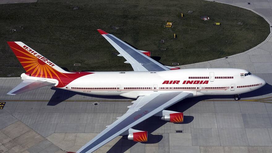 Multan a Air India tras escándalo en que un hombre orinó sobre una mujer