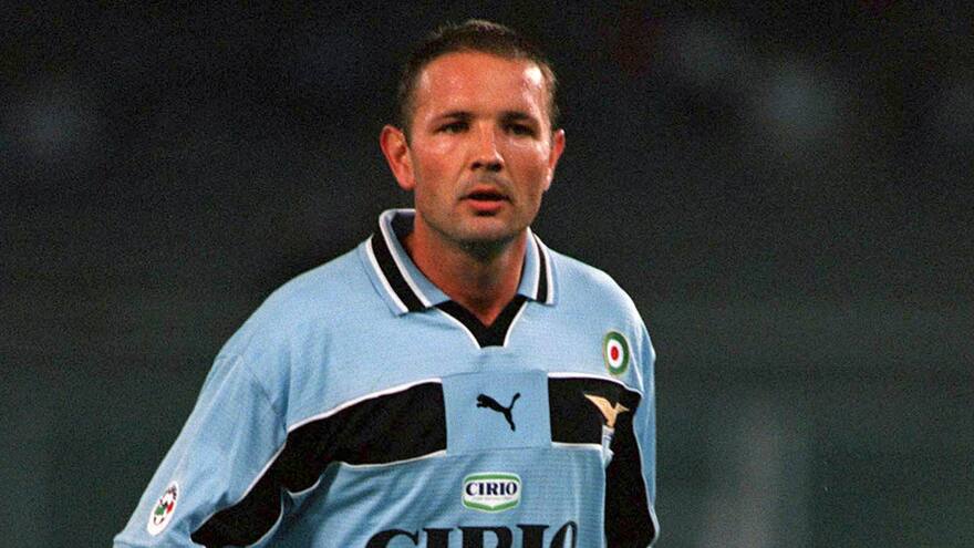 El día que Sinisa Mihajlovic marcó tres goles de tiro libre en un partido