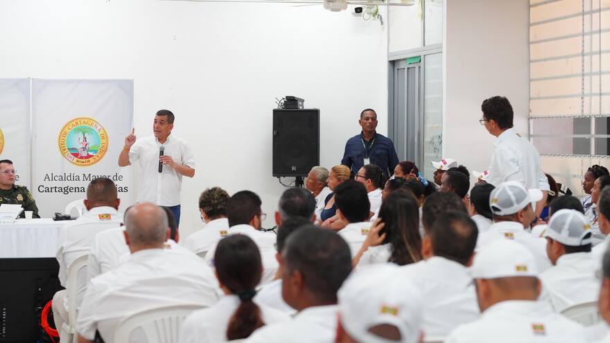 Anuncian intervención de 11 nuevas calles del barrio El Pozón, en Cartagena