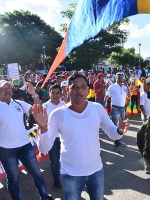 Diálogos sin bloqueos de vías | Columna de Álvaro López Peralta