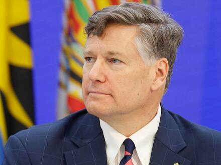 ‘Petro se autodescribe como un nuevo Bolívar y no lo es’: subsecretario Landau tras polémica por la ‘doctrina Trump’