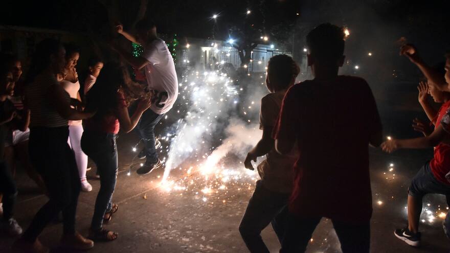 Alcaldía insta a mantener a los niños lejos de la pólvora el ‘Día de Velitas’
