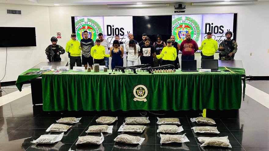 Capturan a directora de colegio en Barranquilla por supuestamente fabricar drogas sintéticas; trabajaría para el hermano de Digno Palomino, jefe de 'Los Pepes'