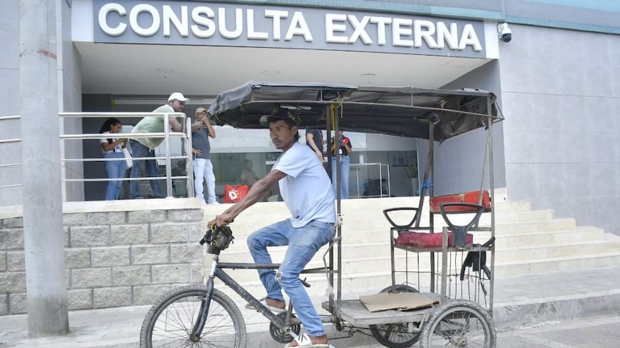 “Este bicicoche es mejor que una ambulancia”: Eider, el hombre que trasladó hasta el hospital a los afectados de El Boliche