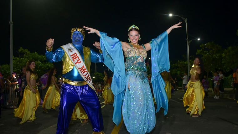 Los disfraces y la alegría se tomaron el Gran Malecón en el desfile de Cantores Killeros