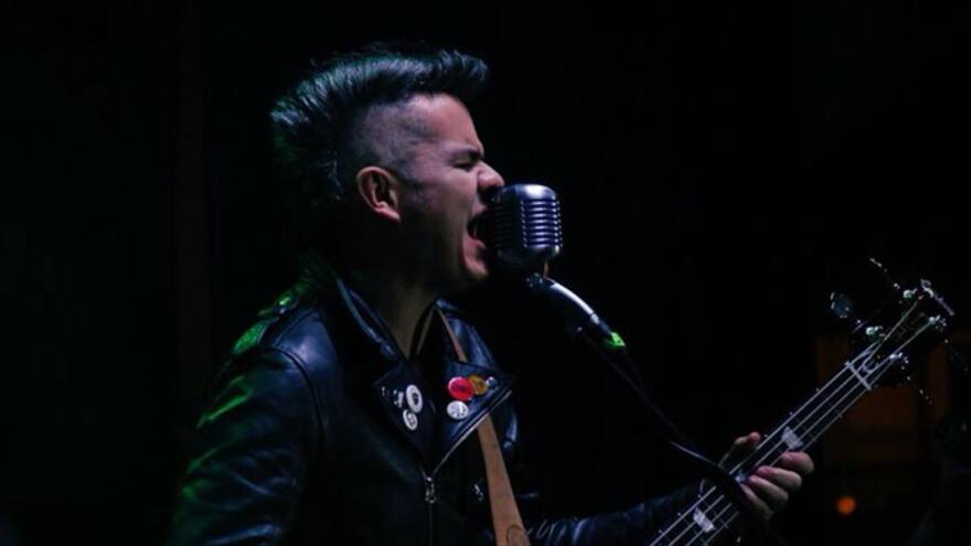 Juan Galeano gana con la Mejor Canción de Rock en los Latin Grammy