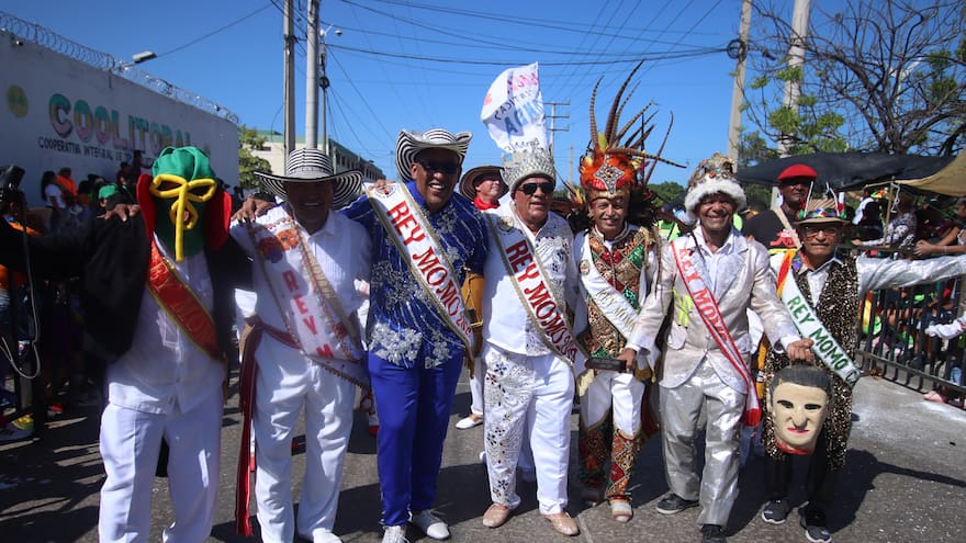 Los Reyes Momo se toman a Barranquilla en su cumpleaños con ‘Cultura viva a las aulas’