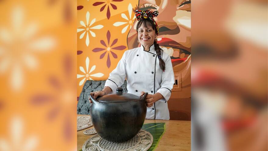 Diana sazona la cultura en el fogón con su ‘Casa colorá’