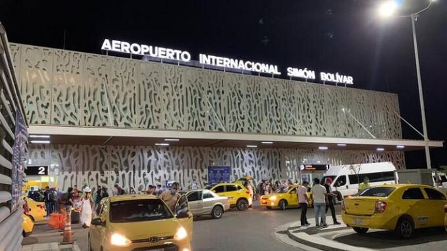 Seis aeropuertos se quedan sin policías