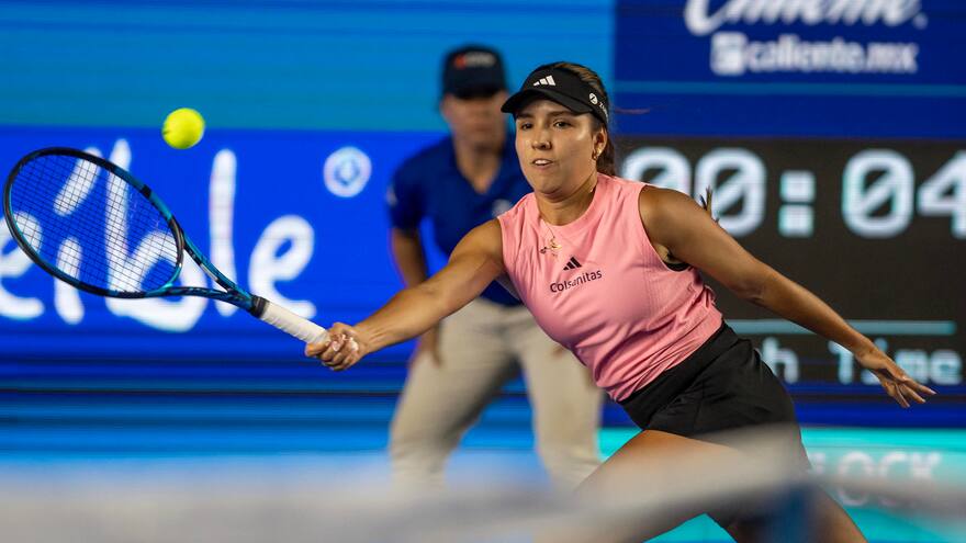 Camila Osorio da batalla, pero pierde ante Emma Navarro