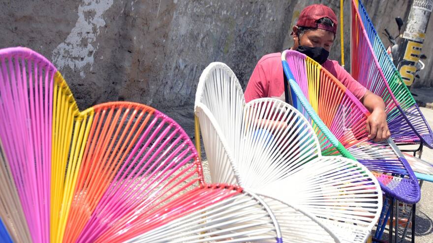 Mecedoras: el vaivén que inspira a los artesanos y comerciantes