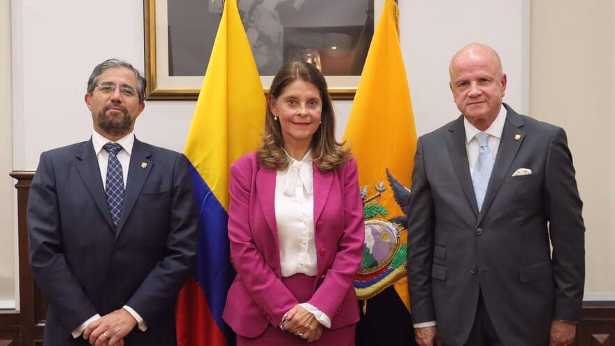 Colombia pide que diálogo venezolano conduzca a elección presidencial libre