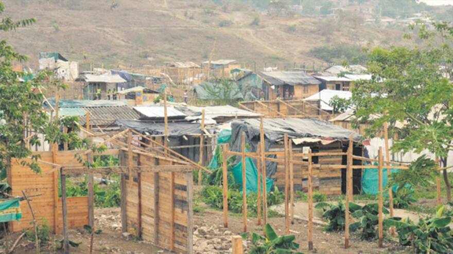 El barrio Nelson Mandela despide a su héroe