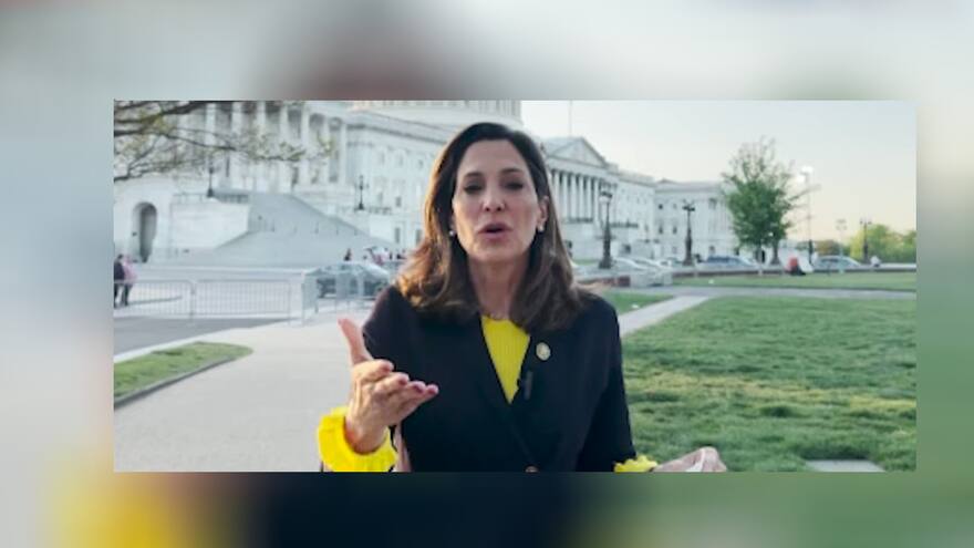 Estoy preocupada por Colombia: congresista de EE. UU. tras hablar con Petro