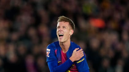 Dani Olmo se lesiona y estará de baja por un mes con el Barcelona