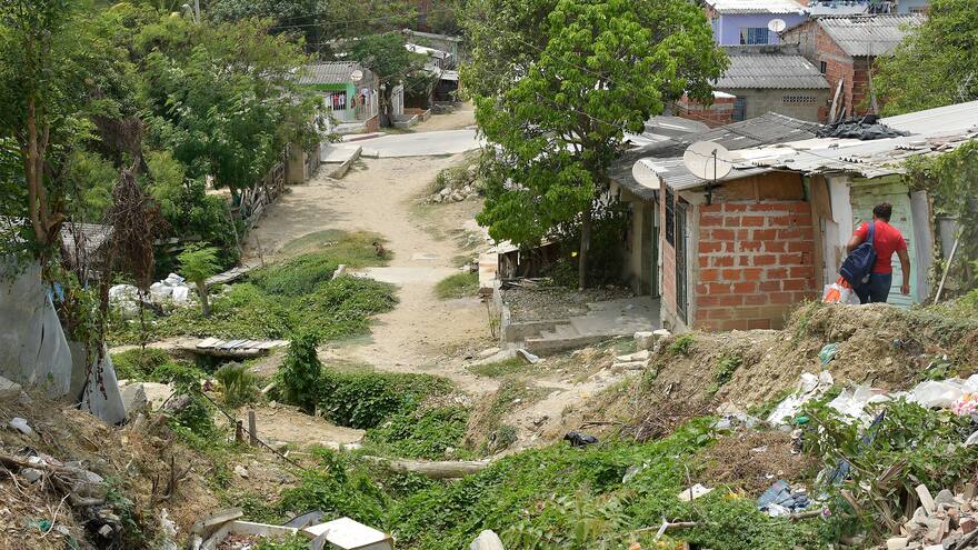 Hay 16,2 millones de colombianos en pobreza monetaria, indicó el Dane