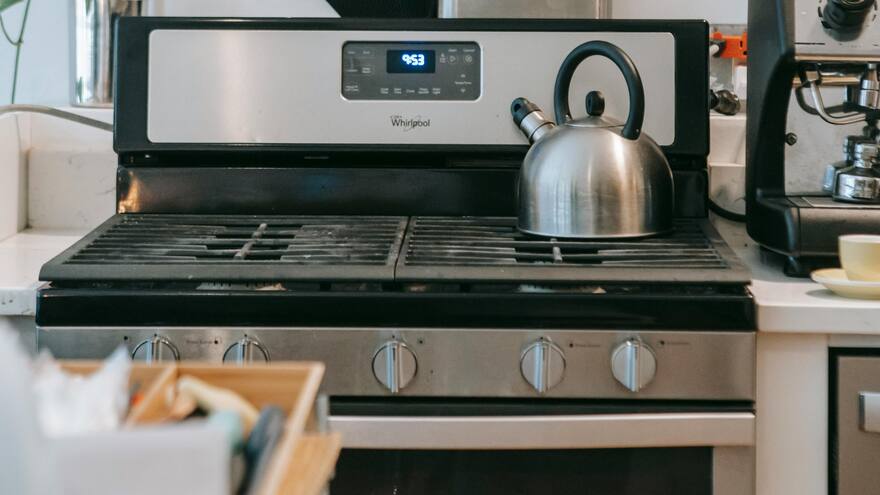 Retiran cocinas eléctricas por estar involucradas en 250 incendios en los que murieron siete mascotas