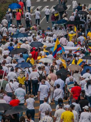 Populismo, constituyente y democracia en peligro | Columna de Rafael Nieto Loaiza
