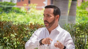 Campaña de De La Espriella responde a críticas por uso de helicóptero