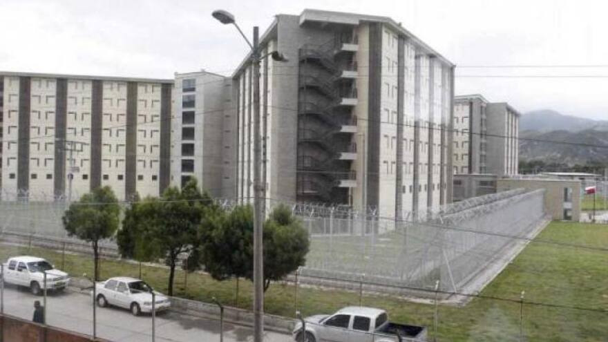 Inpec investiga ingreso de abogado extranjero a La Picota con documentos falsos