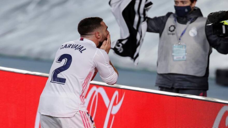 Carvajal amplía hasta 2025 su compromiso con el Real Madrid