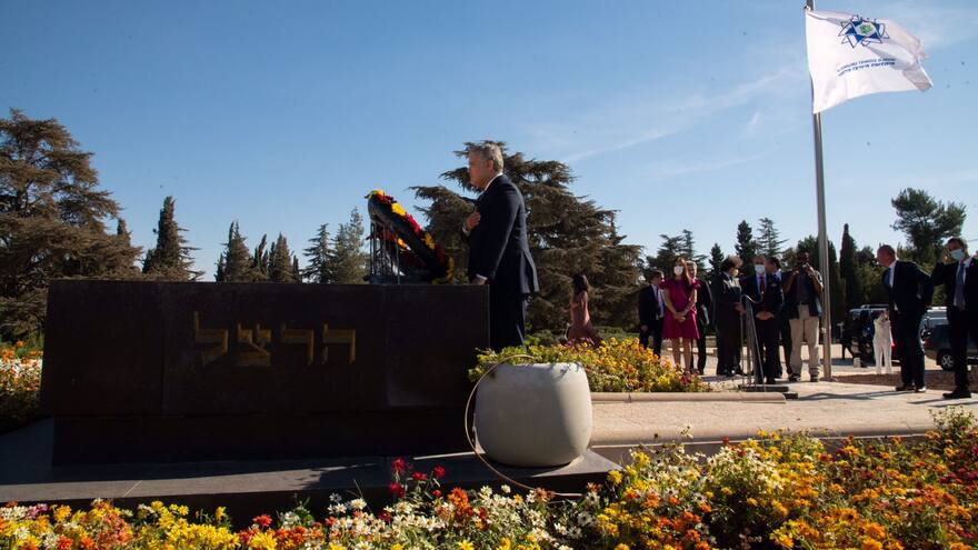 Presidente Duque rindió un homenaje a víctimas del holocausto