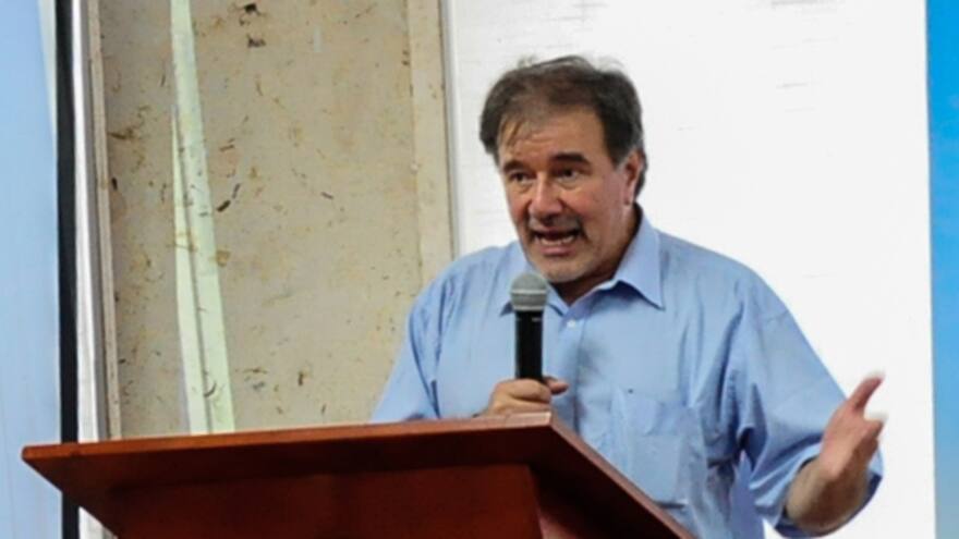 Expertos participan en seminario sobre paz y postconflicto