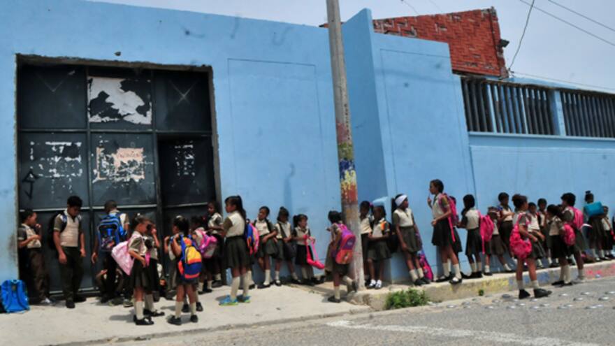 Junta comunal de 7 de Abril se niega a traslado de estudiantes del ‘Cívico’