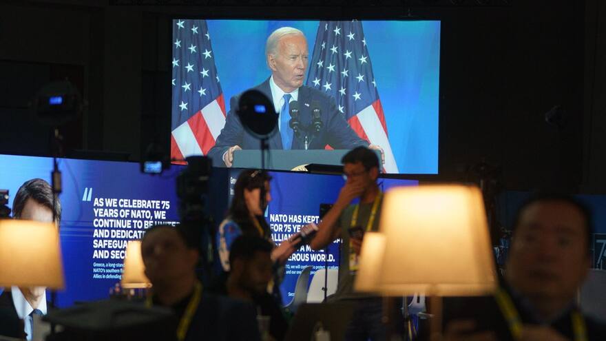 Más legisladores demócratas piden a Biden renunciar a la candidatura tras rueda de prensa