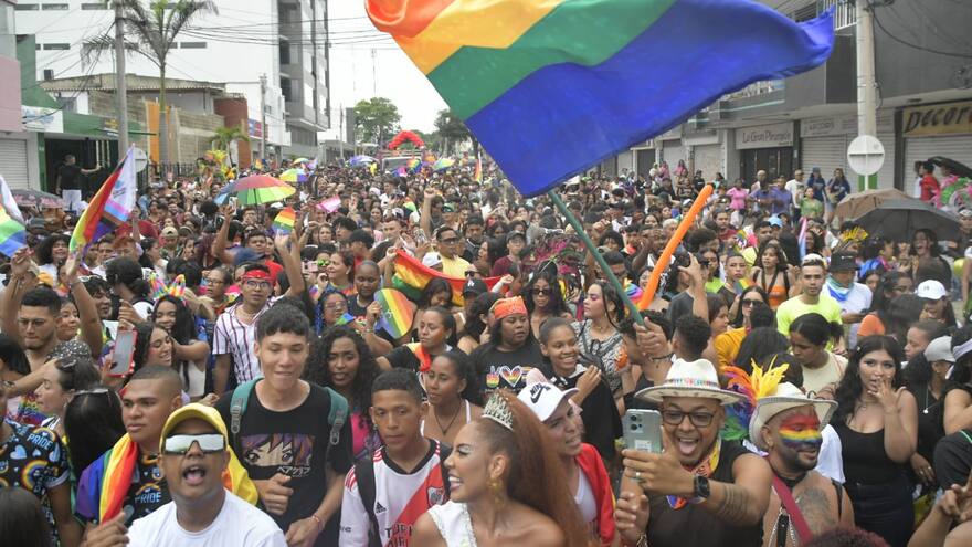 Con lluvia, color y diversidad se cumplió marcha del Orgullo en Barranquilla
