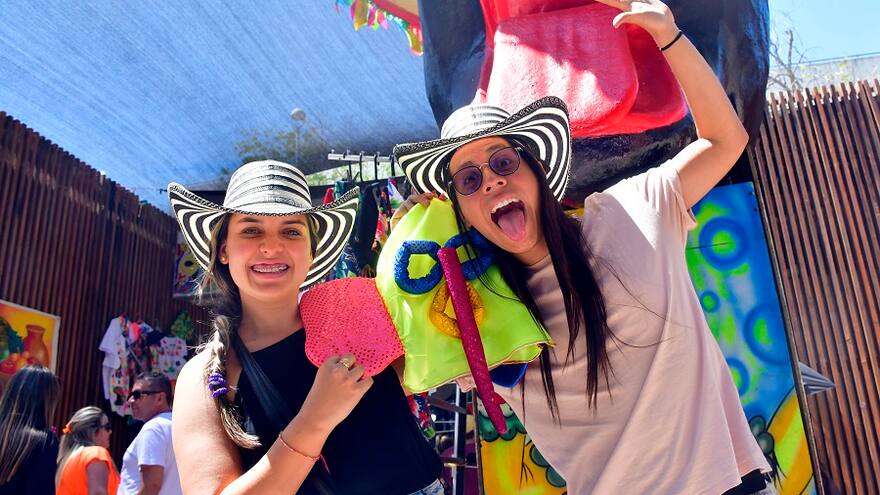 Comerciantes y turistas listos para gozar del Carnaval