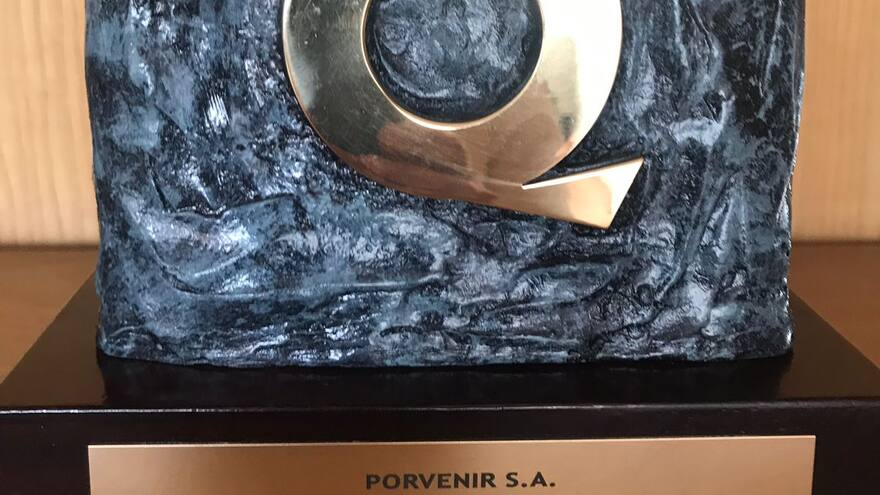 Porvenir recibe oro en Premio Iberoamericano de Calidad 2021