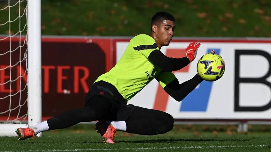 El arquero barranquillero Devis Vásquez fue prestado al Sheffield Wednesday