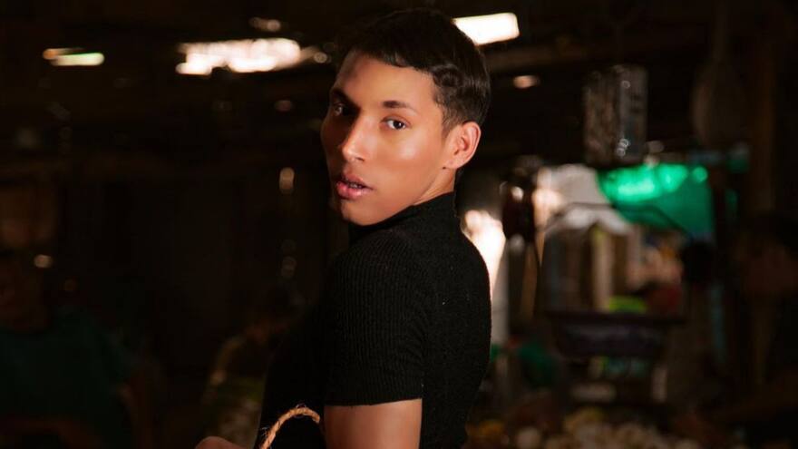 El influencer Ricarda Oficial denunció que lo robaron luego de drogarlo en Cartagena