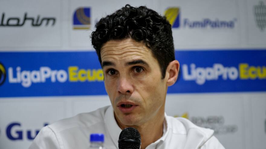 Josep Alcácer, técnico de Liga de Quito, elogió a Carlos Bacca: 'Es un súper élite, tuve la suerte de entrenarlo'