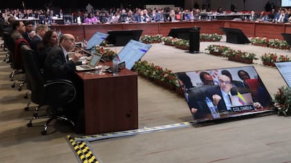 Álvaro Leyva envió mensaje de paz total a Colombia