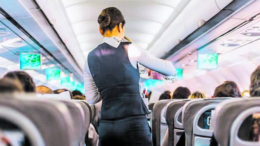 Aprueban en primer debate reducción de IVA a tiquetes aéreos y gasolina de aeronaves