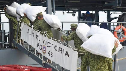 Gobierno colombiano envió 22 toneladas de ayuda humanitaria a Jamaica tras el huracán Melissa