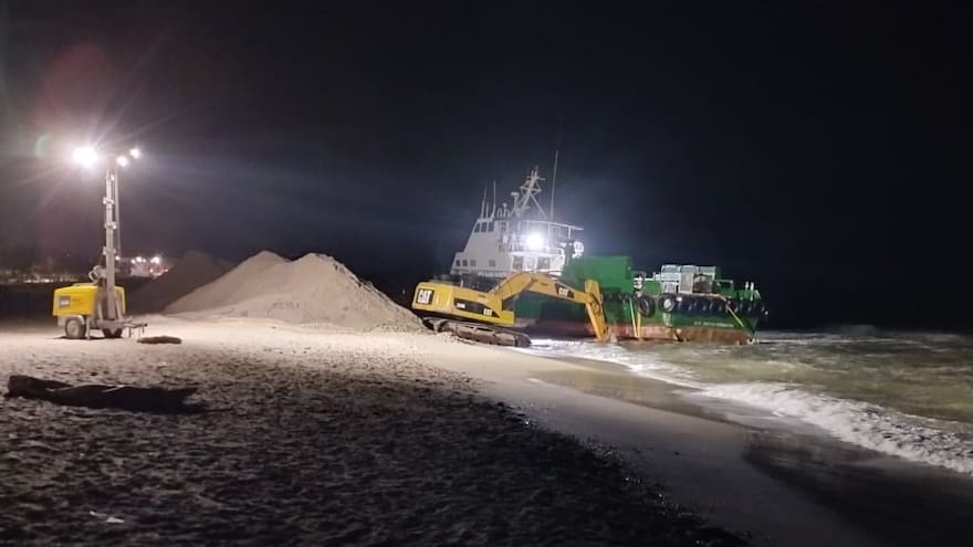 Recuperan las dos motonaves emplayadas desde el viernes en Riohacha