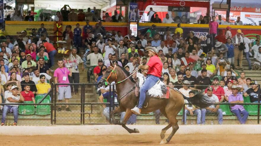 Los eventos de la Feria Ganadera llenan el Coliseo Miguel Villamil Muñoz