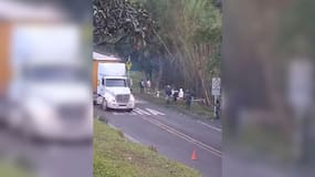 Carrobomba explotó en la vía Panamericana en Cauca: una persona muerta