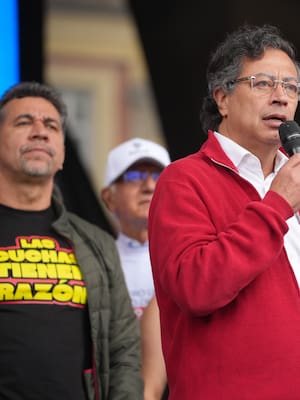 Gobierno de charlatanes