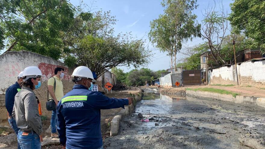 Cardique limpia canal de Manga para prevenir inundaciones