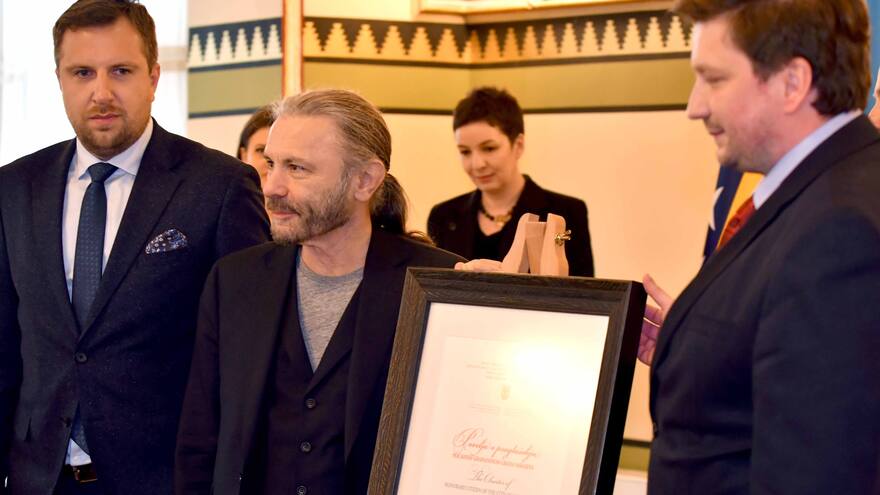 Cantante de Iron Maiden es ciudadano de honor de Sarajevo