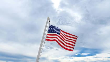 Gobierno de EE. UU. “detiene todas las decisiones de asilo” tras ataque contra la Guardia Nacional