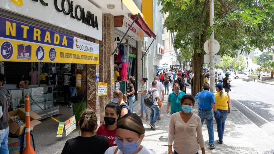 Economía: El 41 % de colombianos solo tiene ingresos para sobrevivir, según estudio