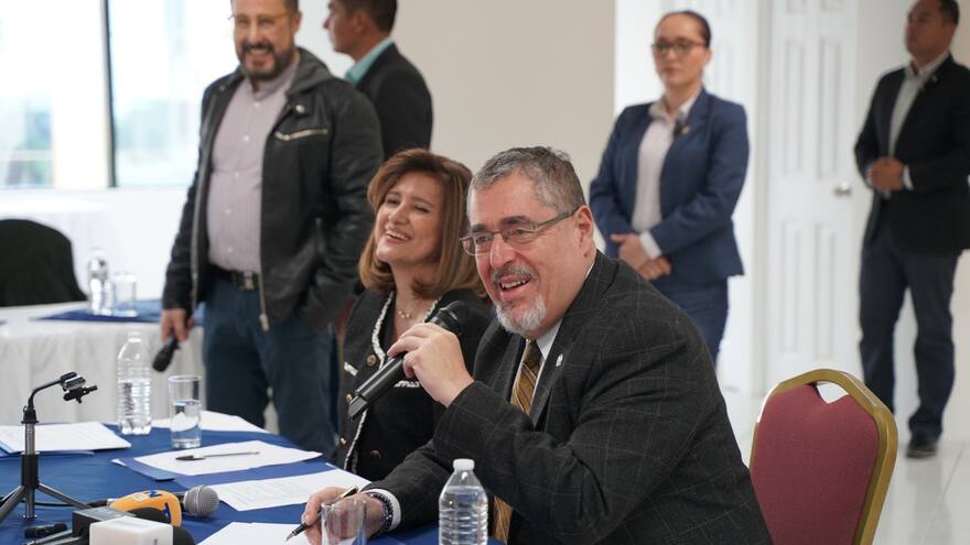 Tribunal electoral de Guatemala ratifica a Bernardo Arévalo como presidente